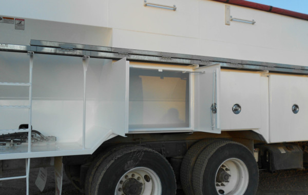 Custom Truck Storage and Catwalk